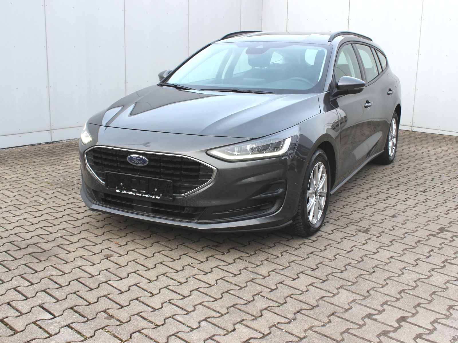 Fahrzeugabbildung Ford Focus Cool & Connect 1,5 EcoBlue