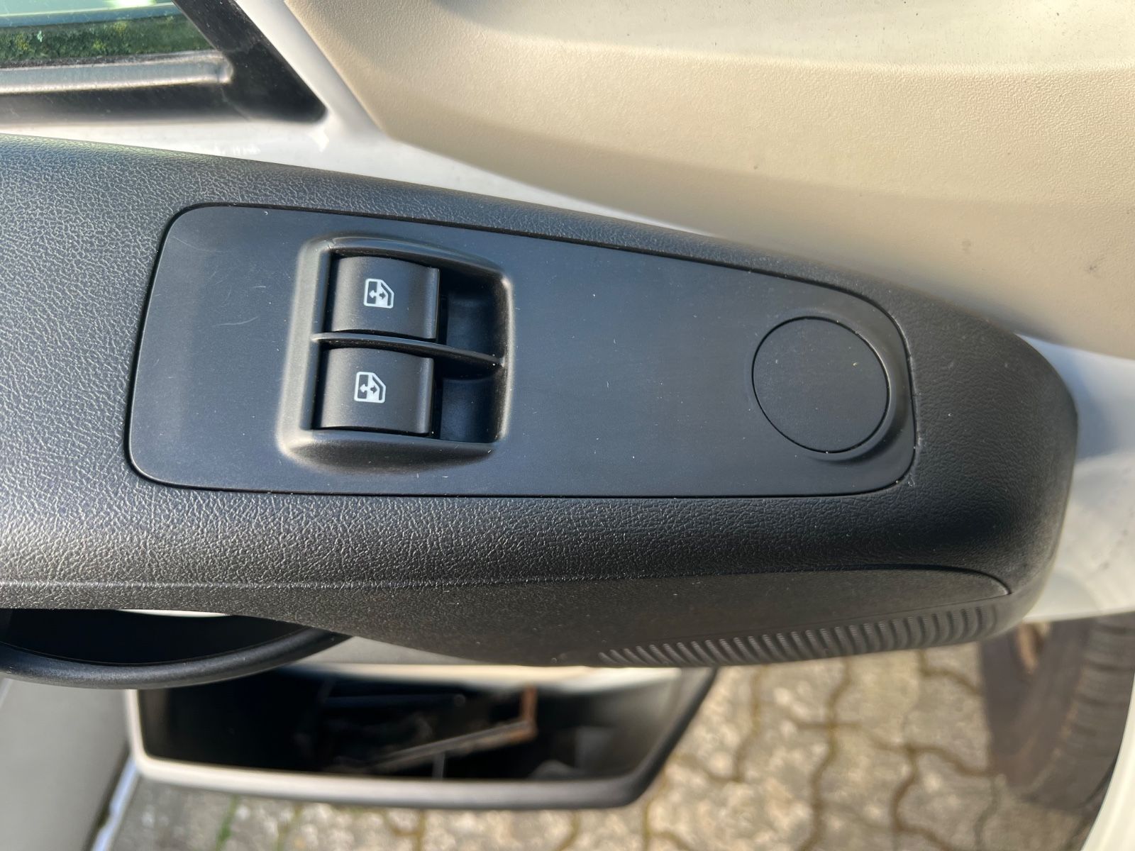 Fahrzeugabbildung Peugeot Boxer Koffer HDi * Hebebühne * bis 3,5t