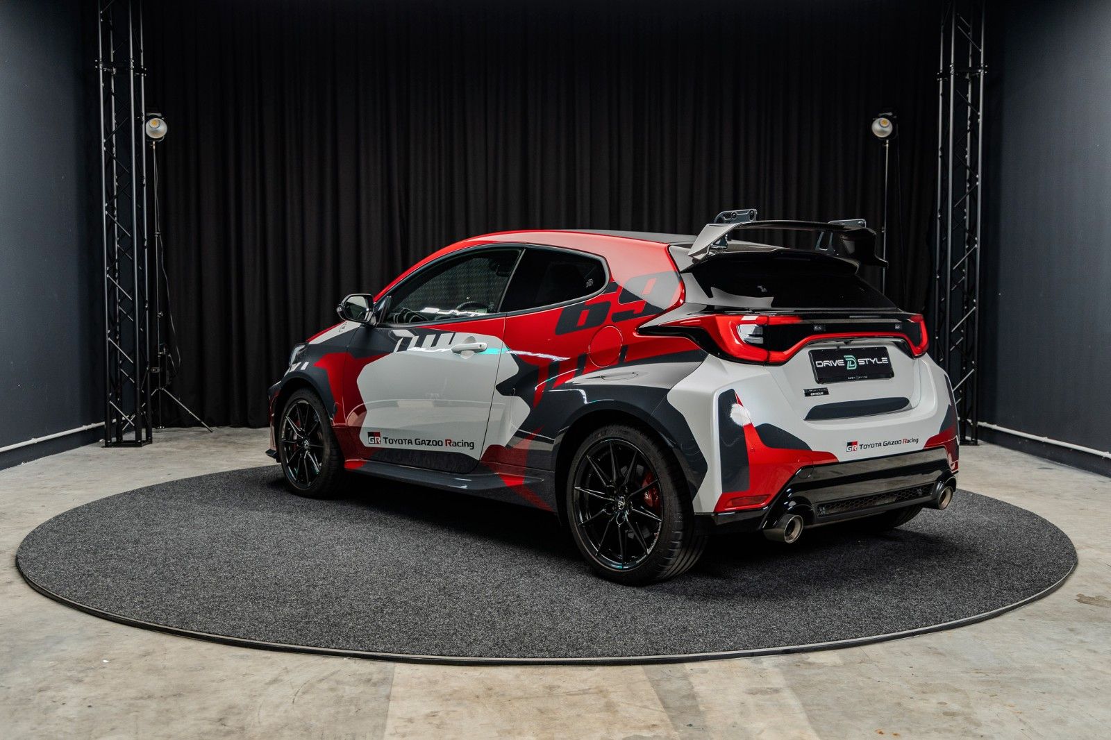 Fahrzeugabbildung Toyota Yaris 1.6-l-Turbo GR Rovanperä Edition