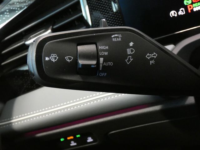 Passat Variant 1.5 TSI eHybrid Business AHK
