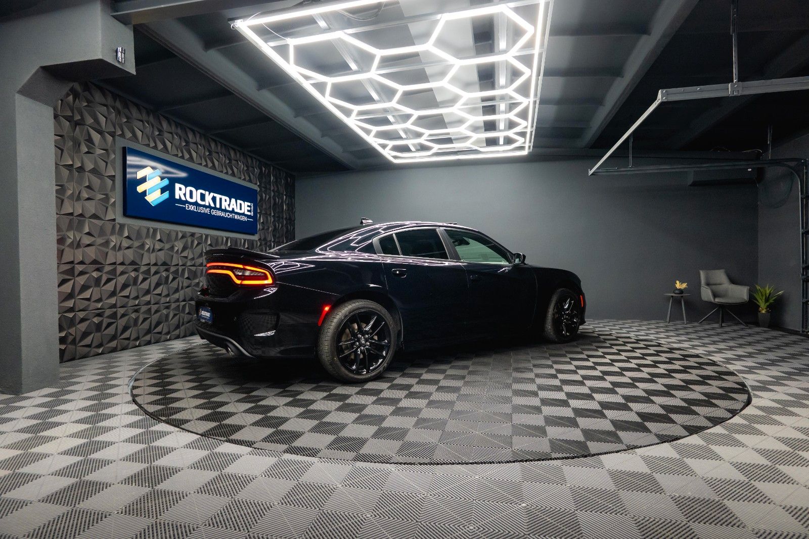 Fahrzeugabbildung Dodge Charger 3.6 4x4 GT Performance FULL Options 19%