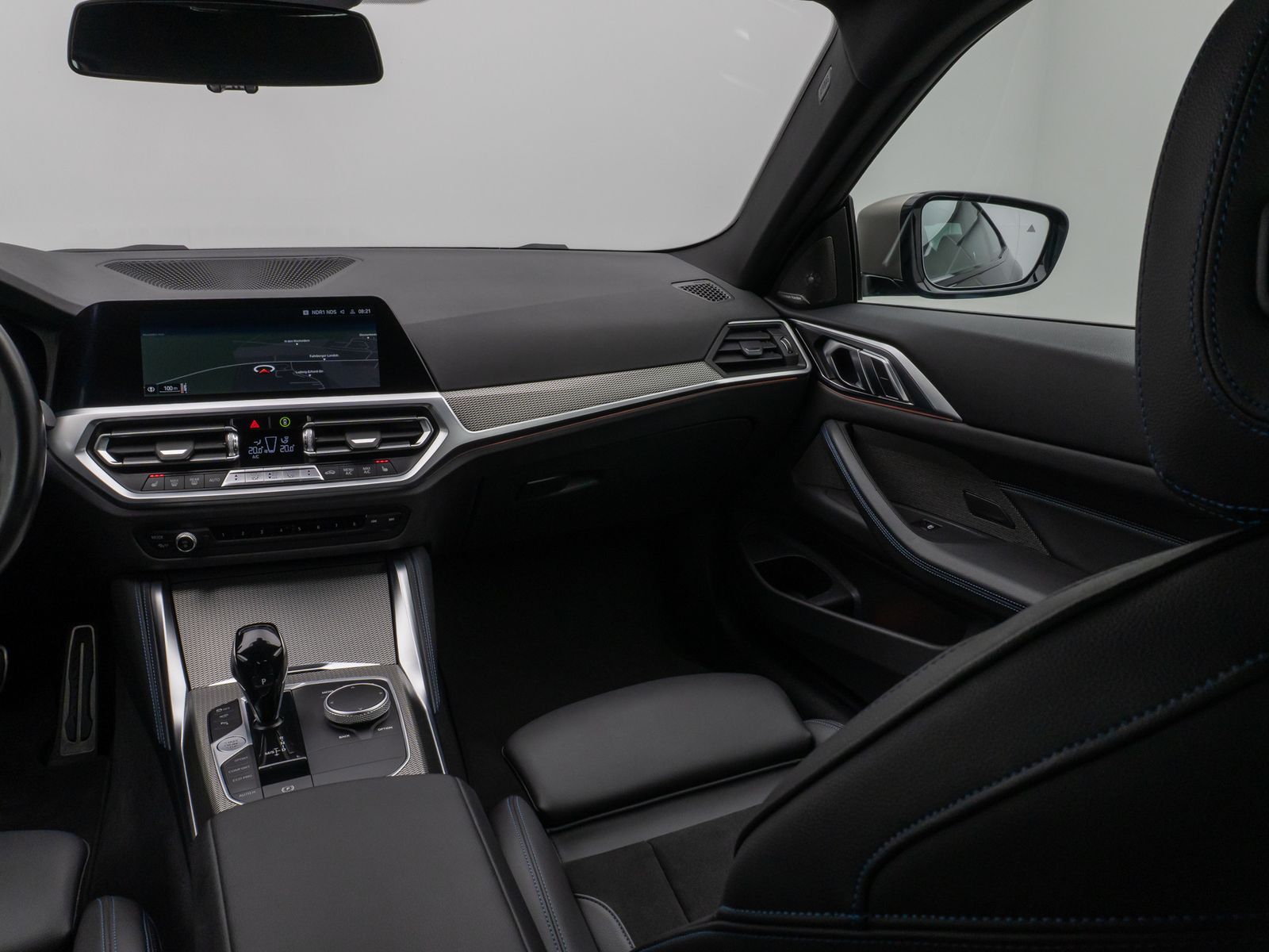 Fahrzeugabbildung BMW M440d xD Coupé Laser 360°HUD DAB H/K Komfort ACC