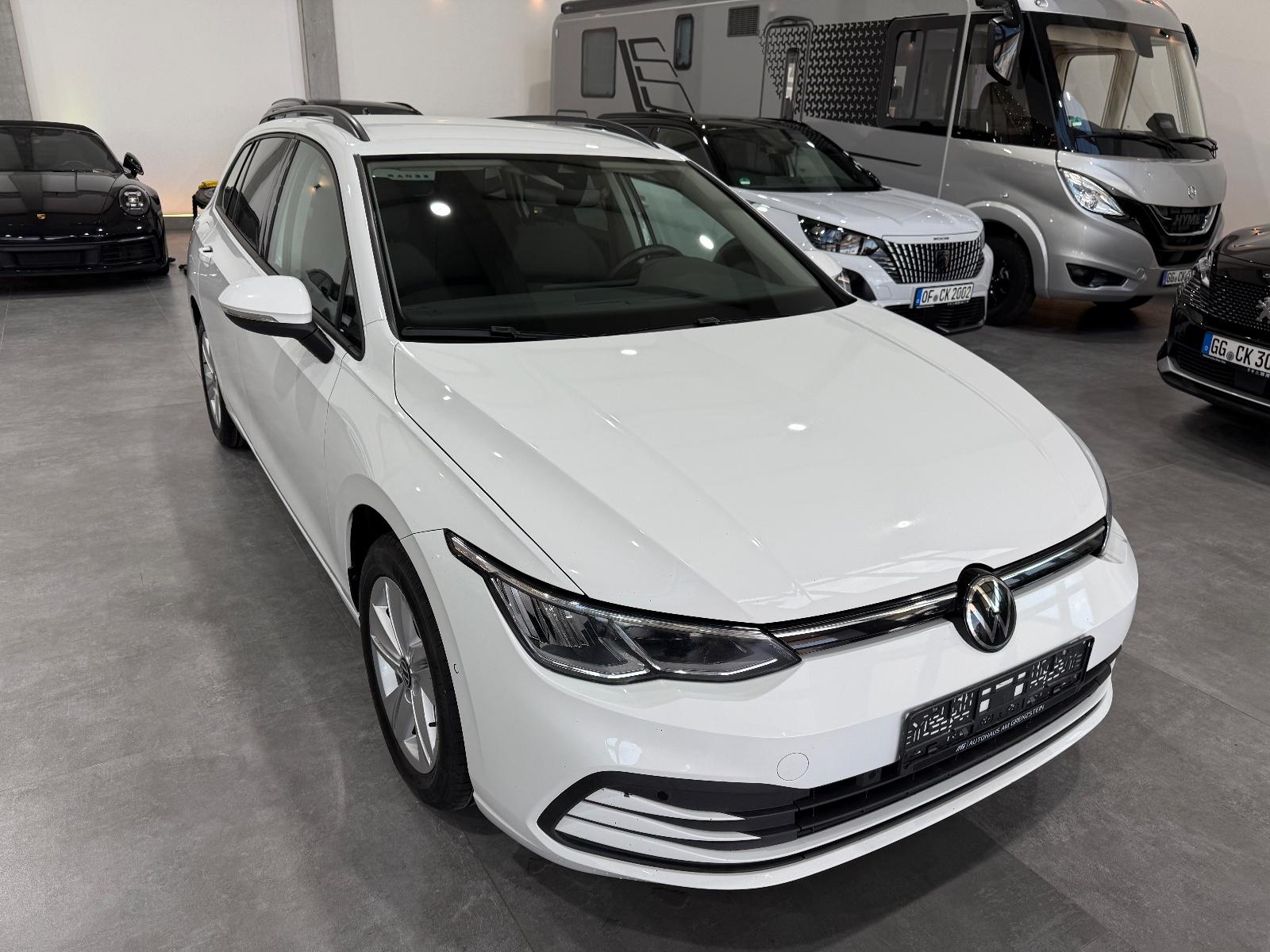 Volkswagen Golf VIII Variant Life*LED*AHK*LkHz*Ambiente*App