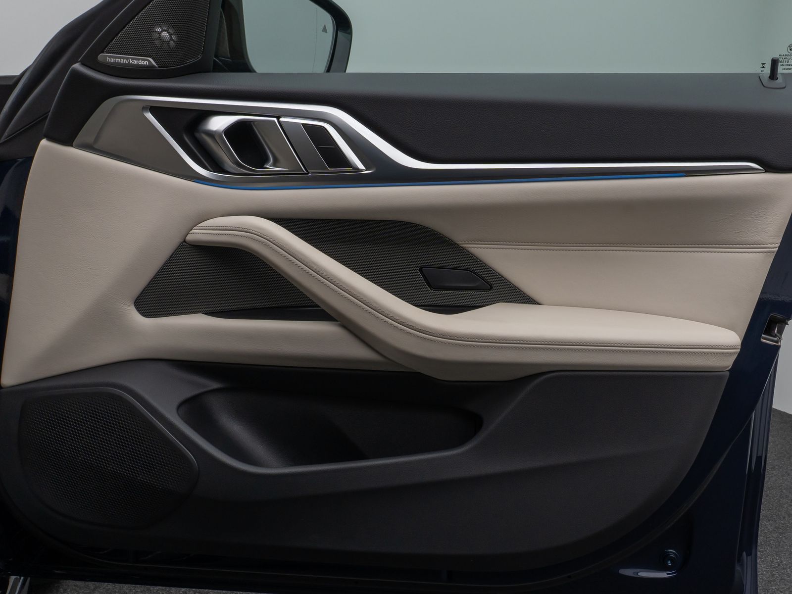Fahrzeugabbildung BMW i4 M50 Gran Coupé 360°Glasdach Laser HUD DAB H/K