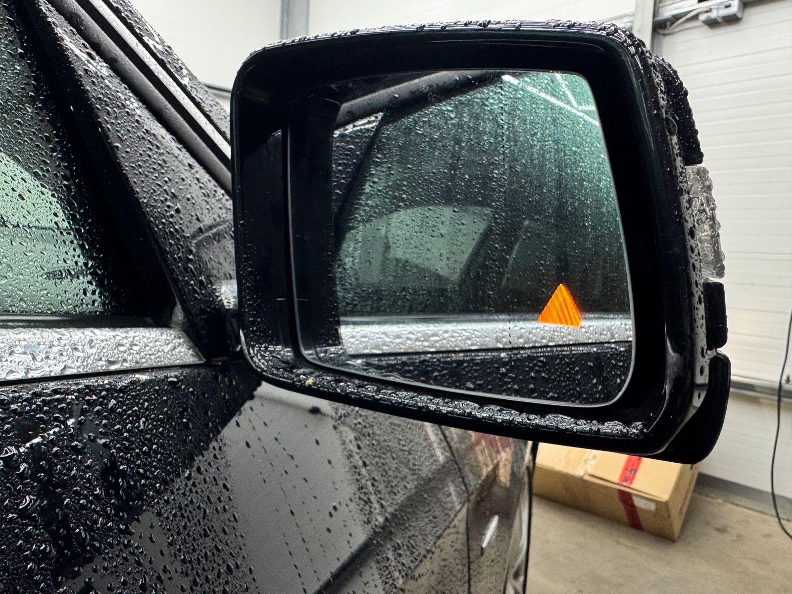 Mercedes-Benz E300 2010 — photo 6