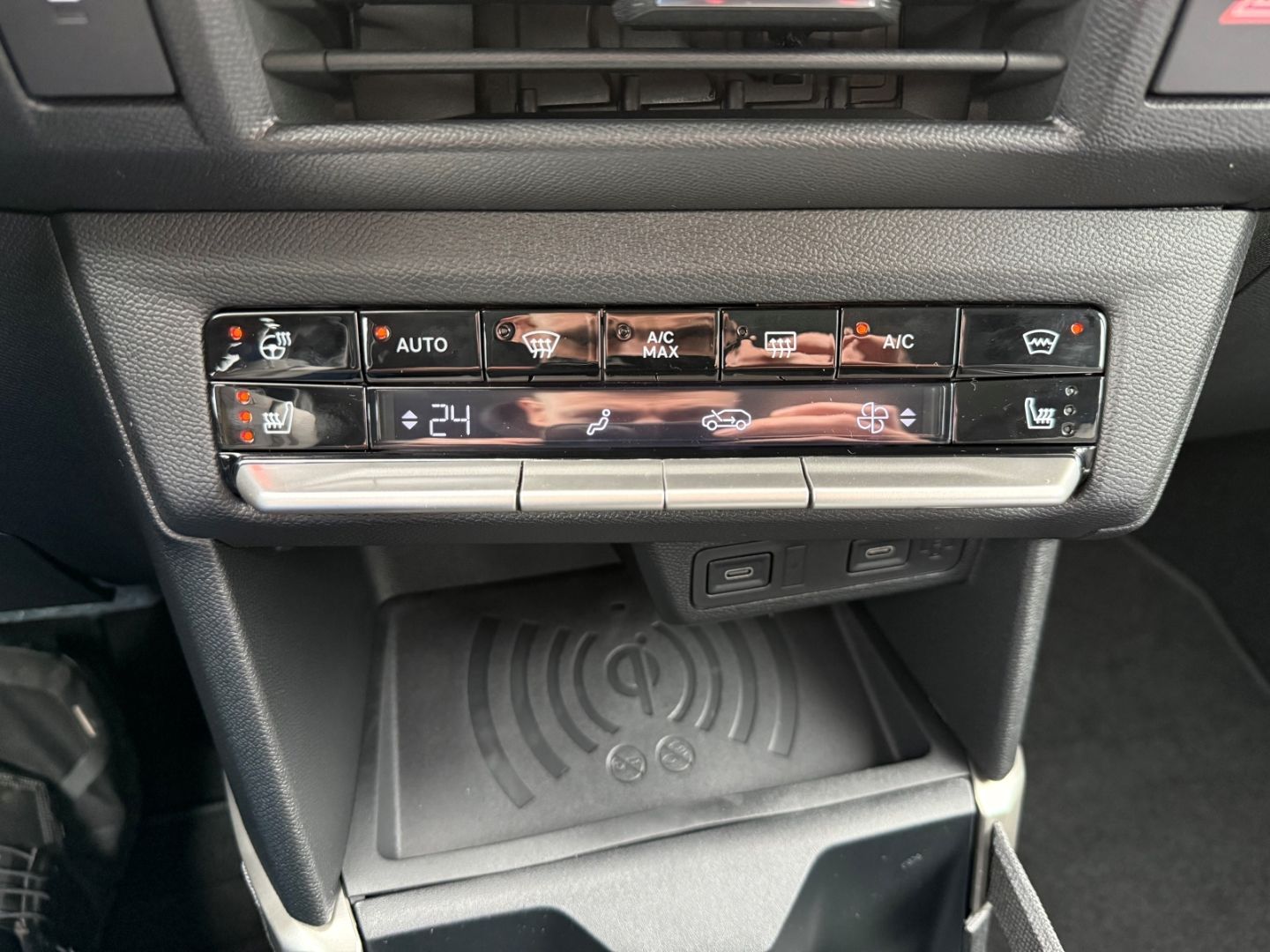 Fahrzeugabbildung Opel Frontera Edition 1.2 SHZ+LHZ+Kamera+Allwetter