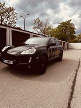 Porsche Cayenne 3,0 TD Tiptronic - - Porsche Cayenne aus 2010 mit Diesel-Antrieb