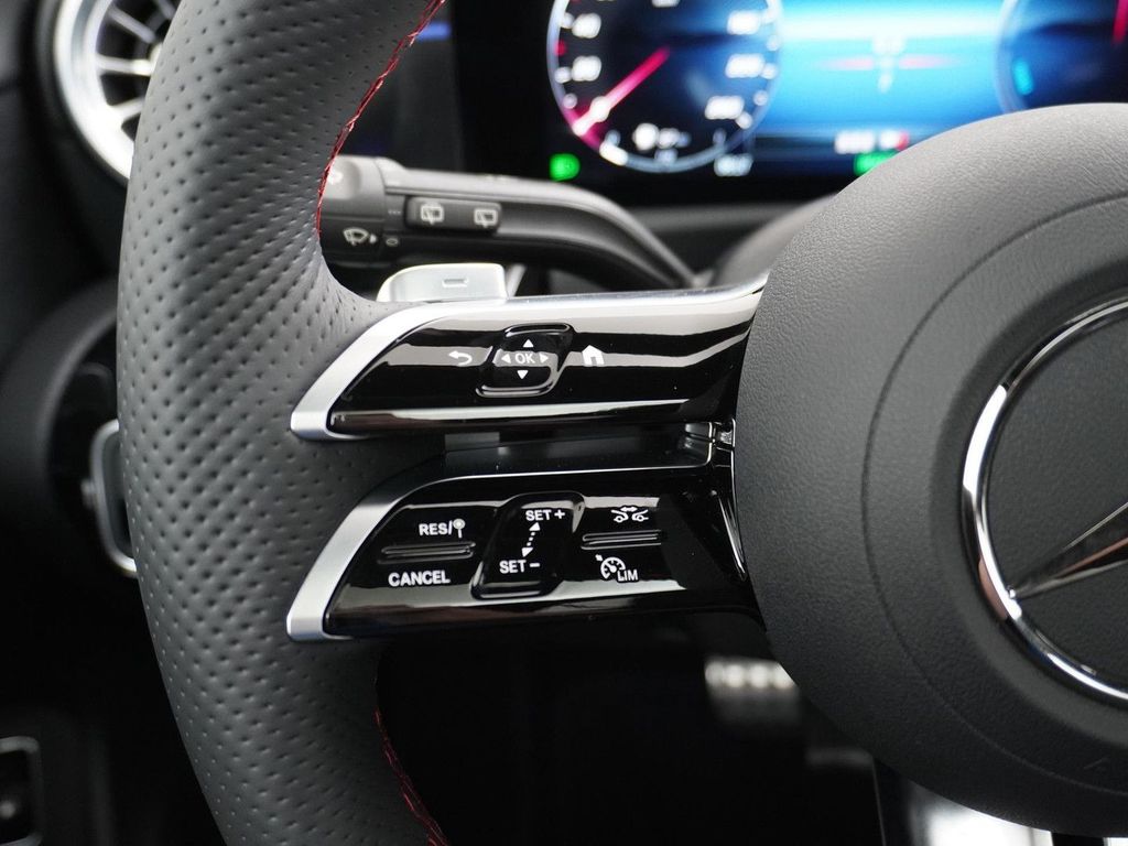 Mercedes-Benz A 250 e Star Edition AMG Line | Panorama - Schie