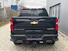 CHEVROLET Silverado 1500 High Country 6.2 Model 2025