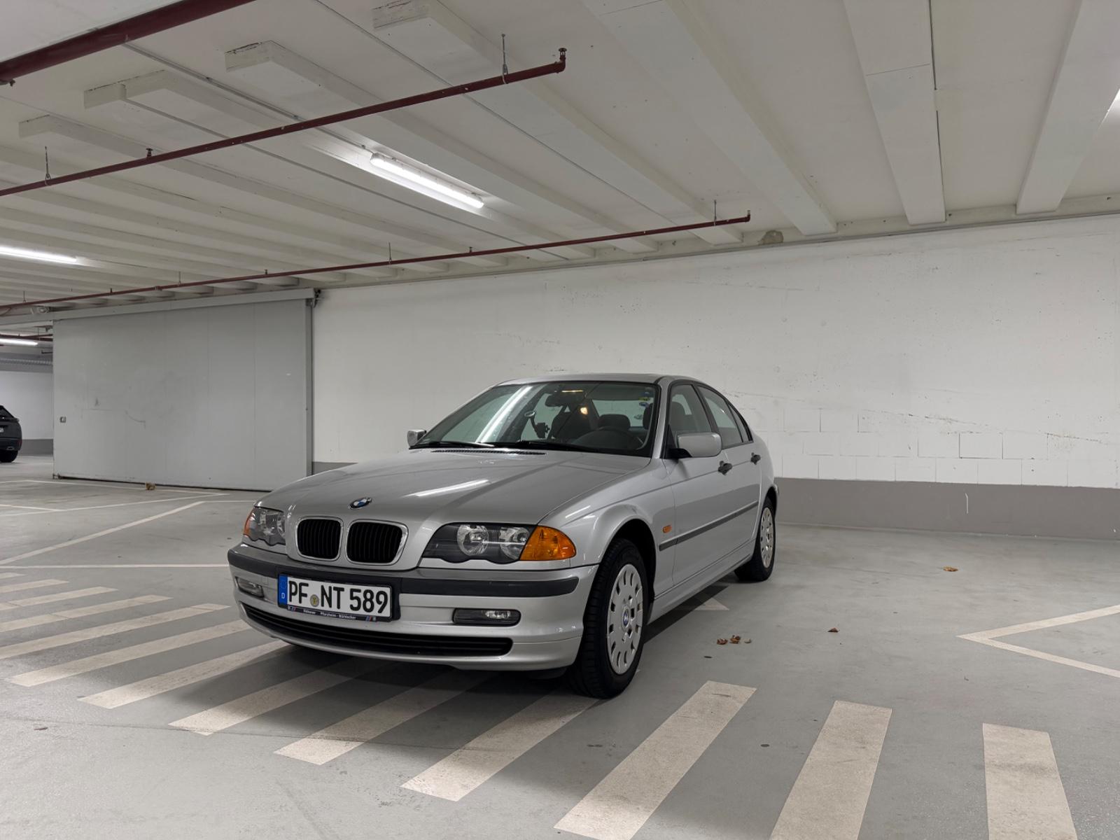 BMW 318