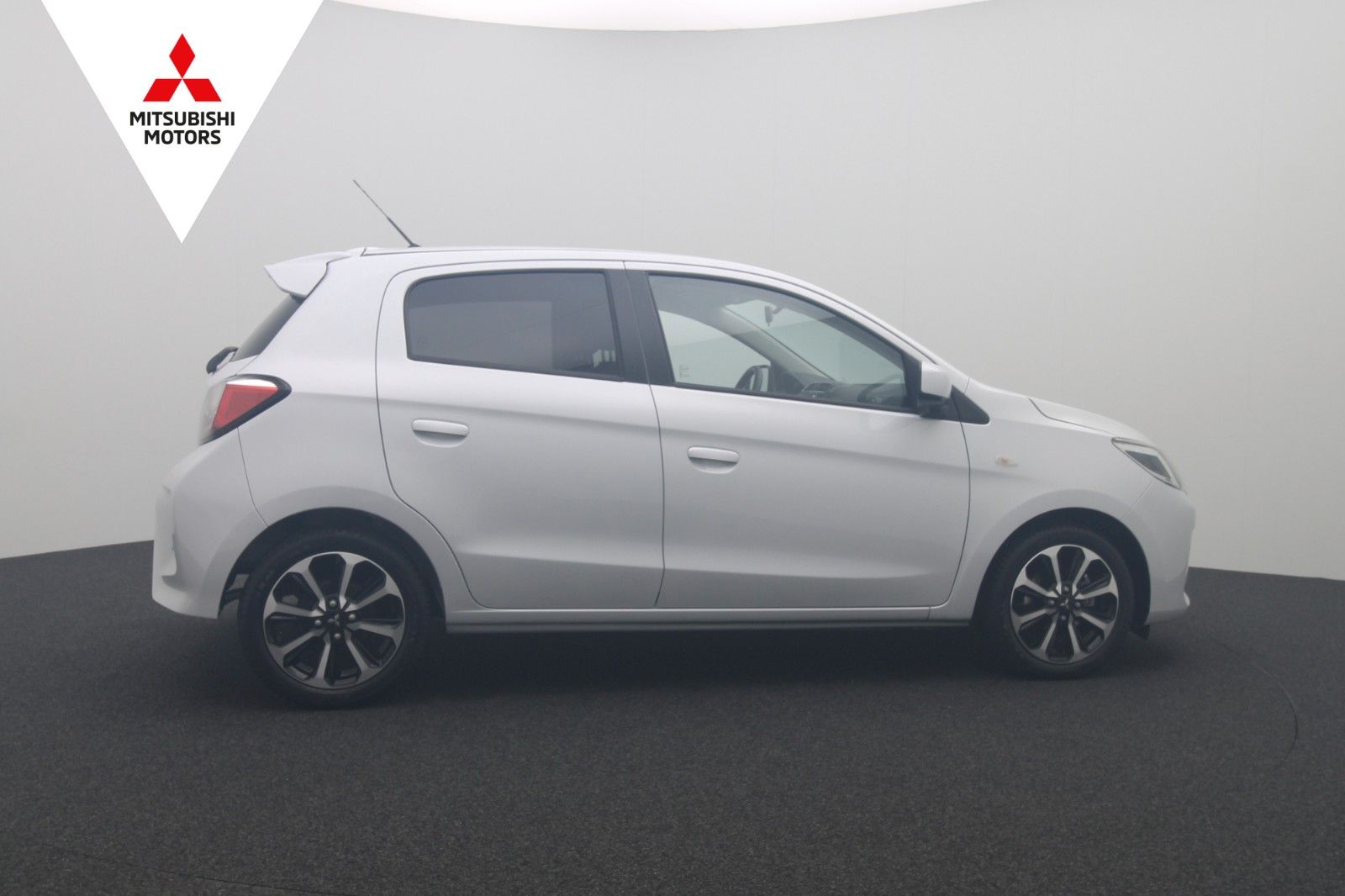 Fahrzeugabbildung Mitsubishi Space Star 1.2 Intro Edition+