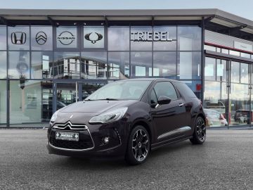 DS Automobiles DS 3 SoChic 1.2 PT110 °PDC°AAC°Tempomat°PDC°Xeno