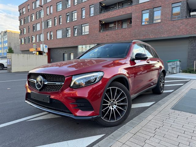 MERCEDES-BENZ GLC 350d 4MATIC AMG*AHK*PANO*STAND HZG*8FACH