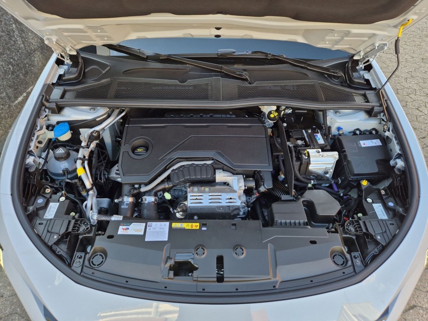 Peugeot 408 - Bild 14