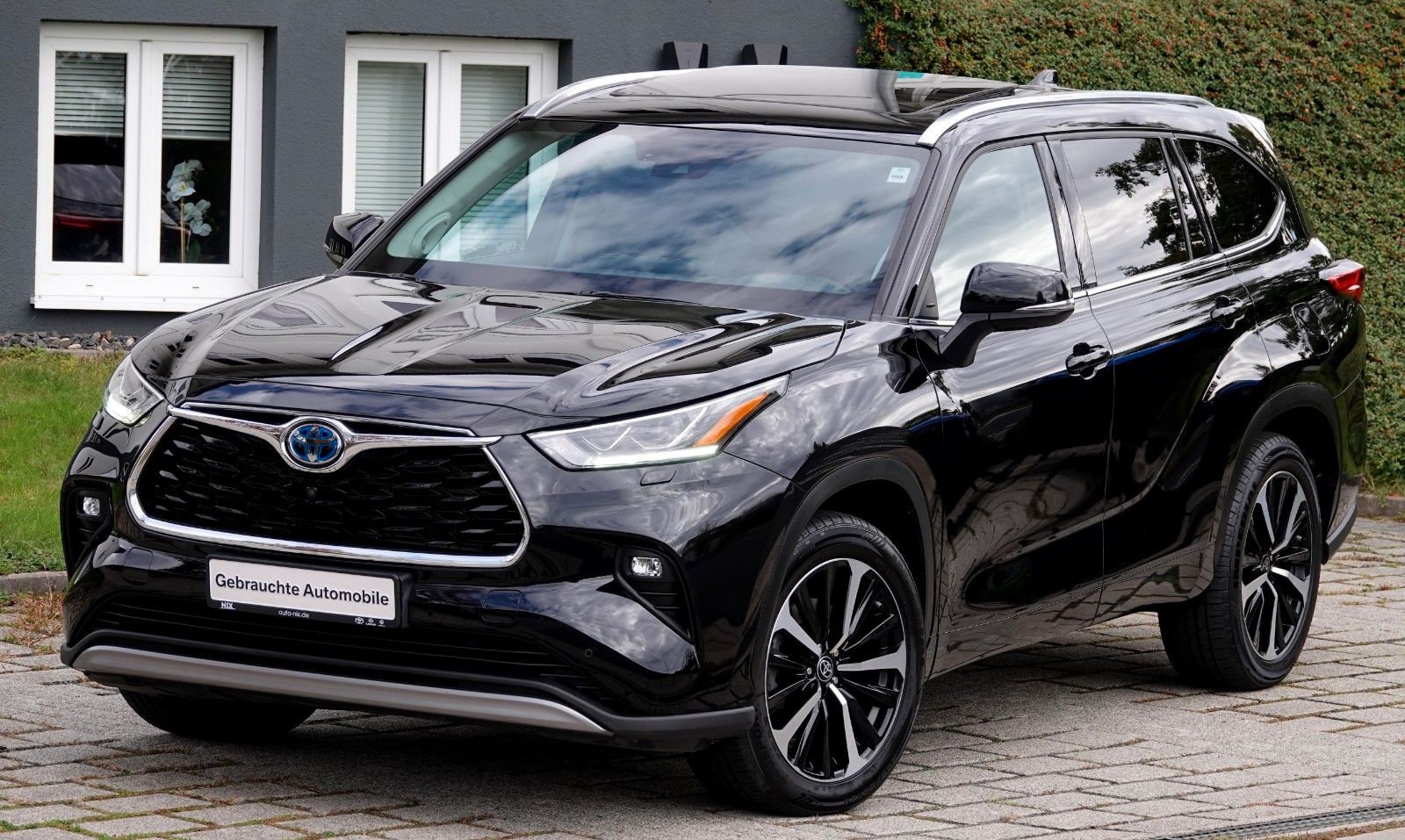 Toyota Highlander 2.5 Hybrid AWD *LUXURY* 7-Sitzer*VOLL