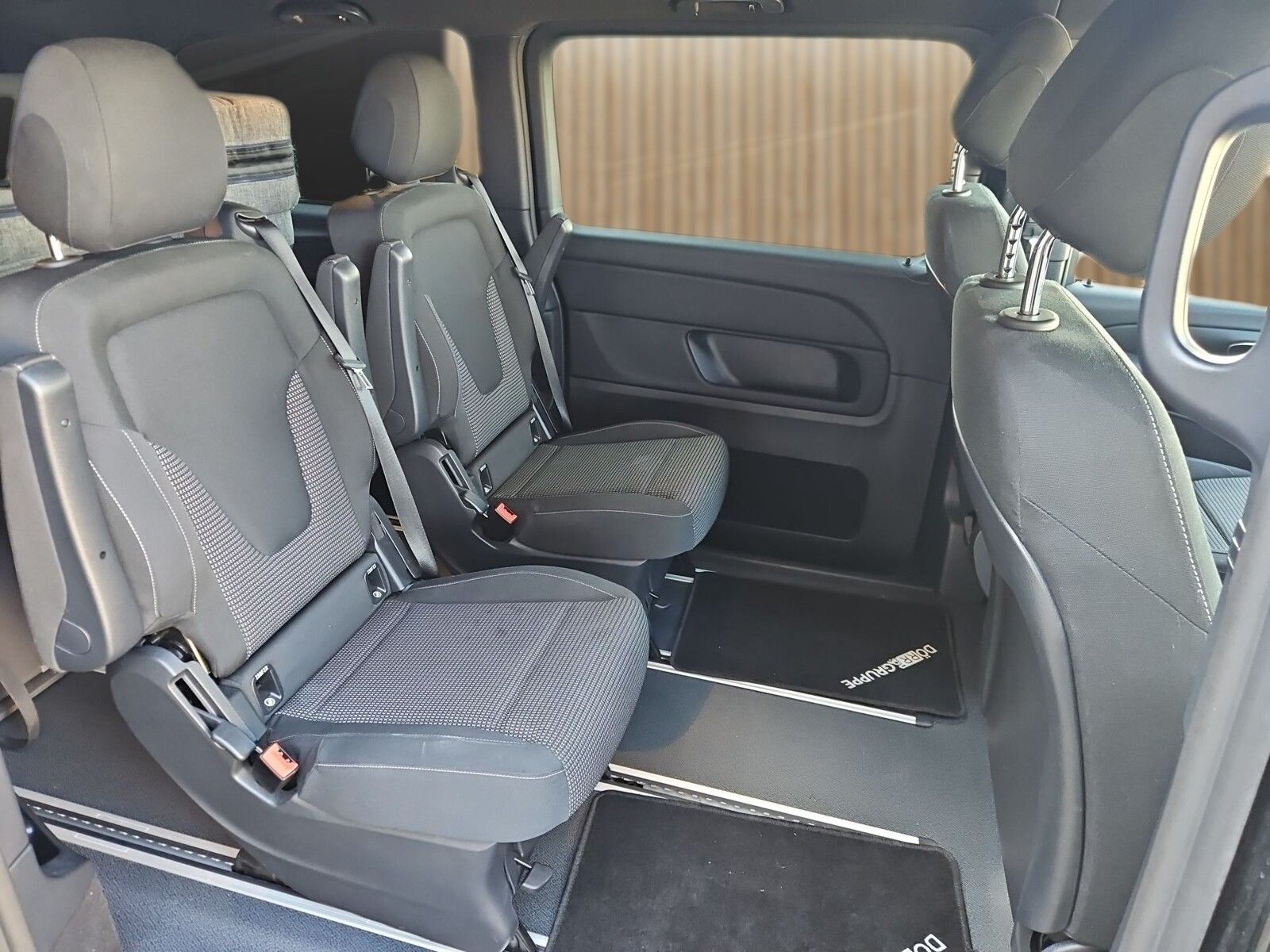 Fahrzeugabbildung Pössl Vanstar V 300 d Navi, Camp-Box, RK