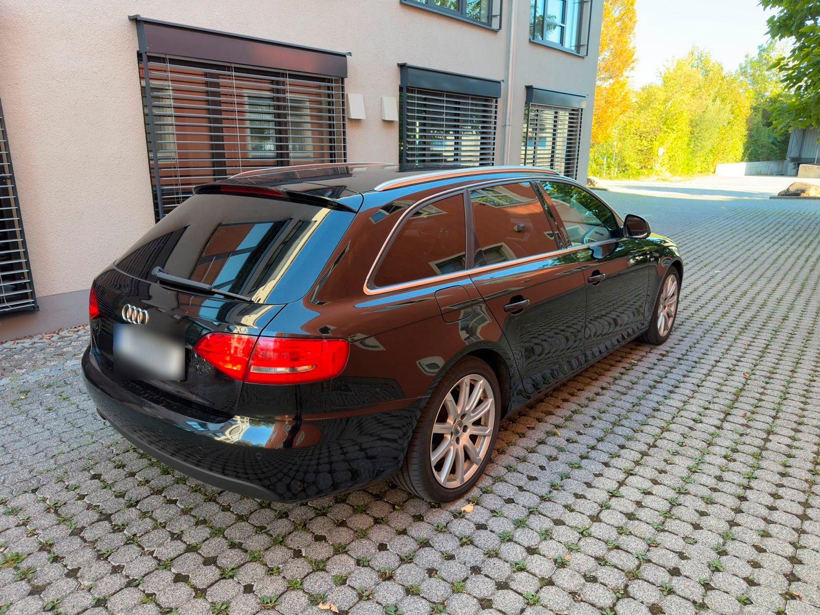 Audi A4 2009 — engine 170 HP (125kW)