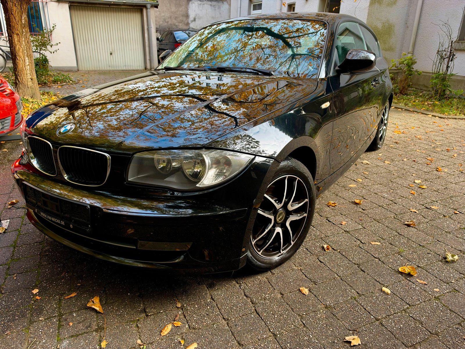 BMW 120