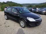 Opel Astra H Lim. Selection "110 Jahre" - Opel Astra aus 2009: J