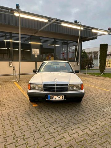 Mercedes-Benz W201 190E 1.8 Automatik Taus...