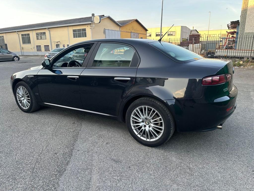 Alfa Romeo 159