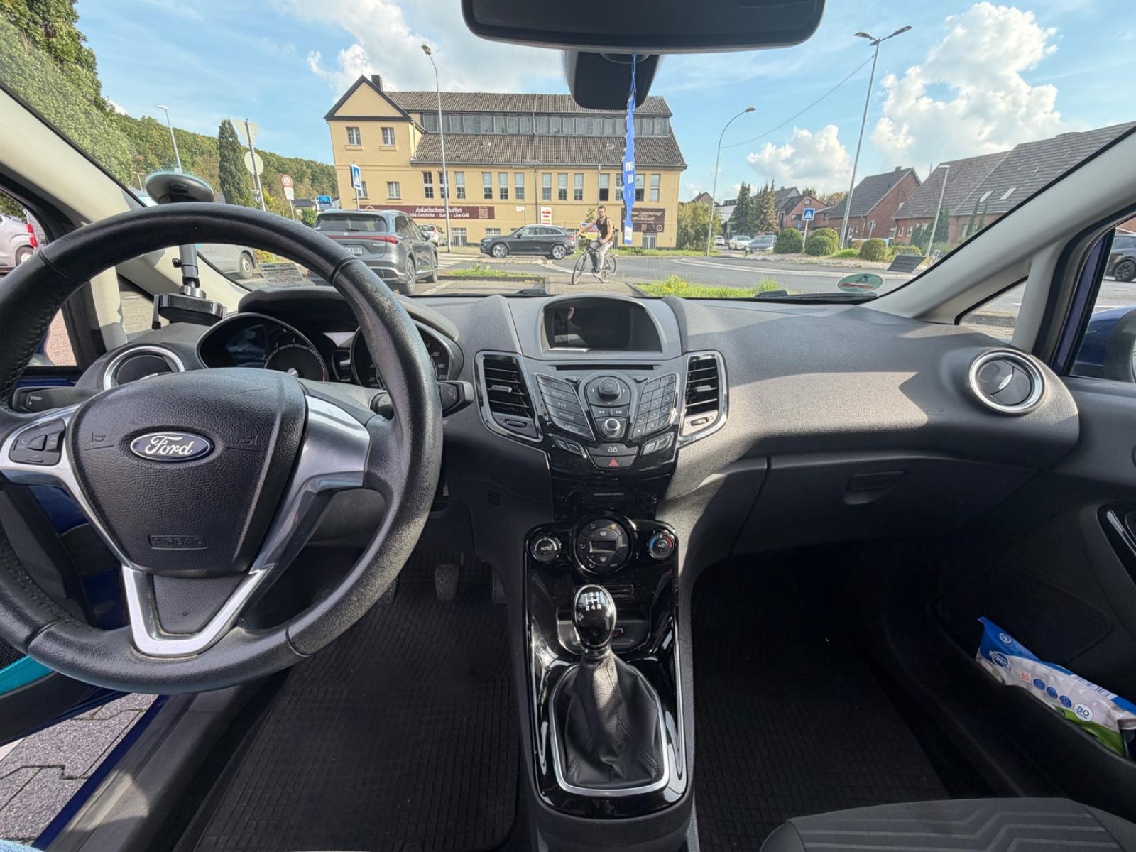 Ford Fiesta 1,0 EcoBoost 74kW S/S SYNC Edition SY...