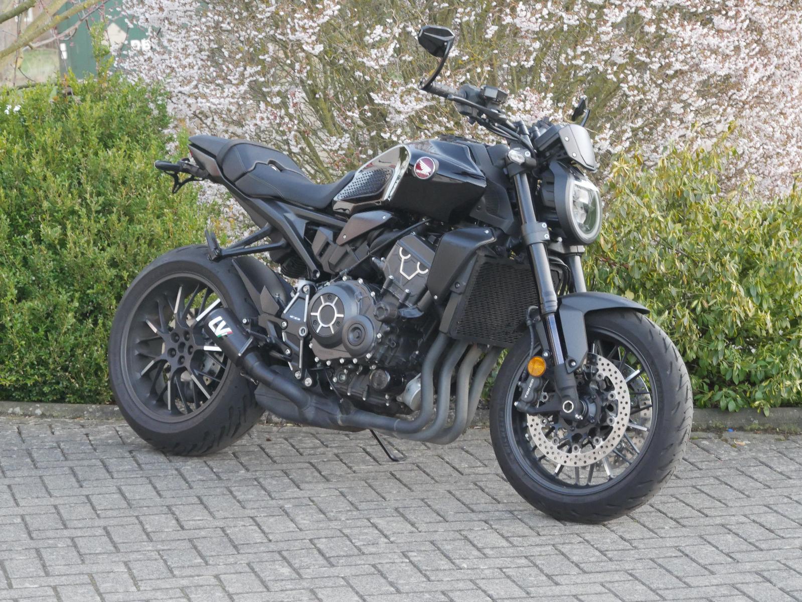 Honda CB 1000 R Black Edition aus 1.Hd