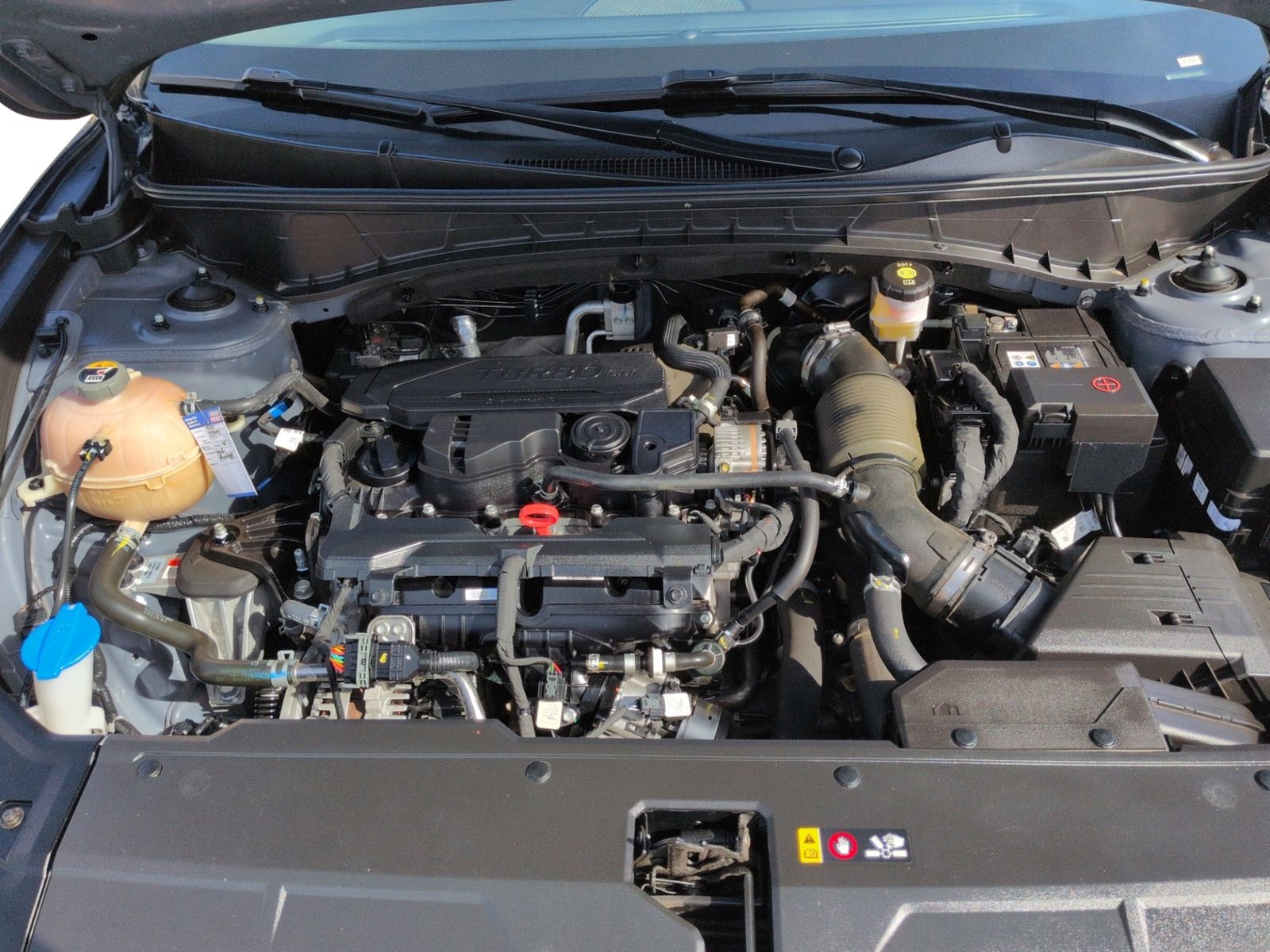 Tucson 1.6 T-GDI Select NAVI+KAMERA+SHZ