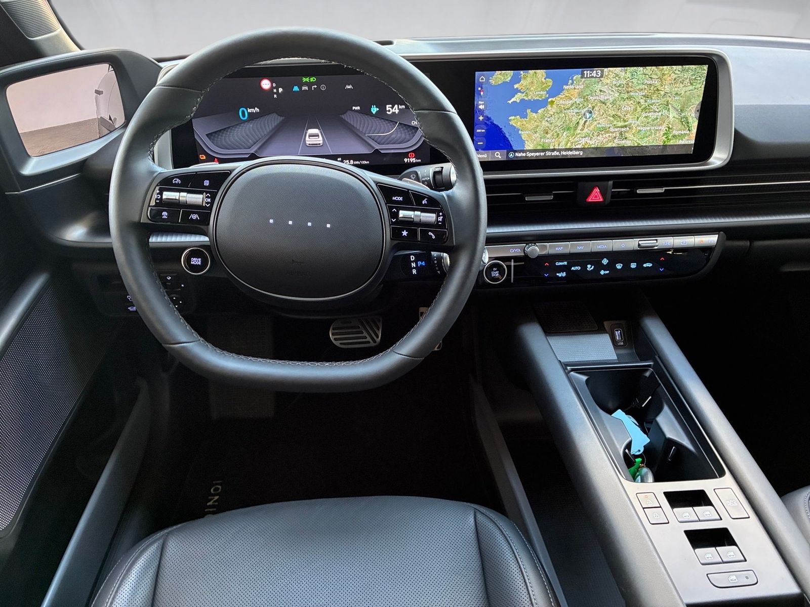 Fahrzeugabbildung Hyundai Ioniq 6 Elektro 77 Uniq 360,HUD,Kamera,LED,Navi