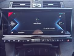 Fahrzeugabbildung DS Automobiles DS 7 Crossback 1.6 E-Tense 300 4x4 Performance L