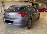 Opel Astra J Lim. Cosmo | AUTOMATIK 8FACH SHZ - Opel Astra: F