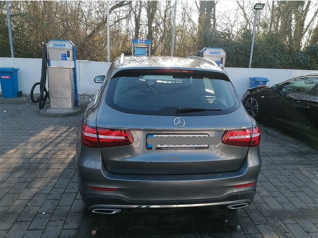 Mercedes-Benz GLC 220