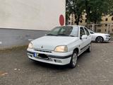 Renault Clio I, 1,4L Automatik, 5 türig - gebrauchte Renault Clio aus dem Jahr 1997