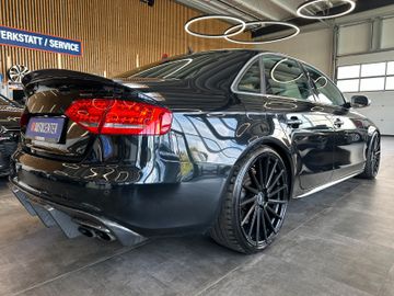 Audi S4 *B&O*TEMPO*NAV*CARBON*PDC*ALCANTARA*20Zoll*