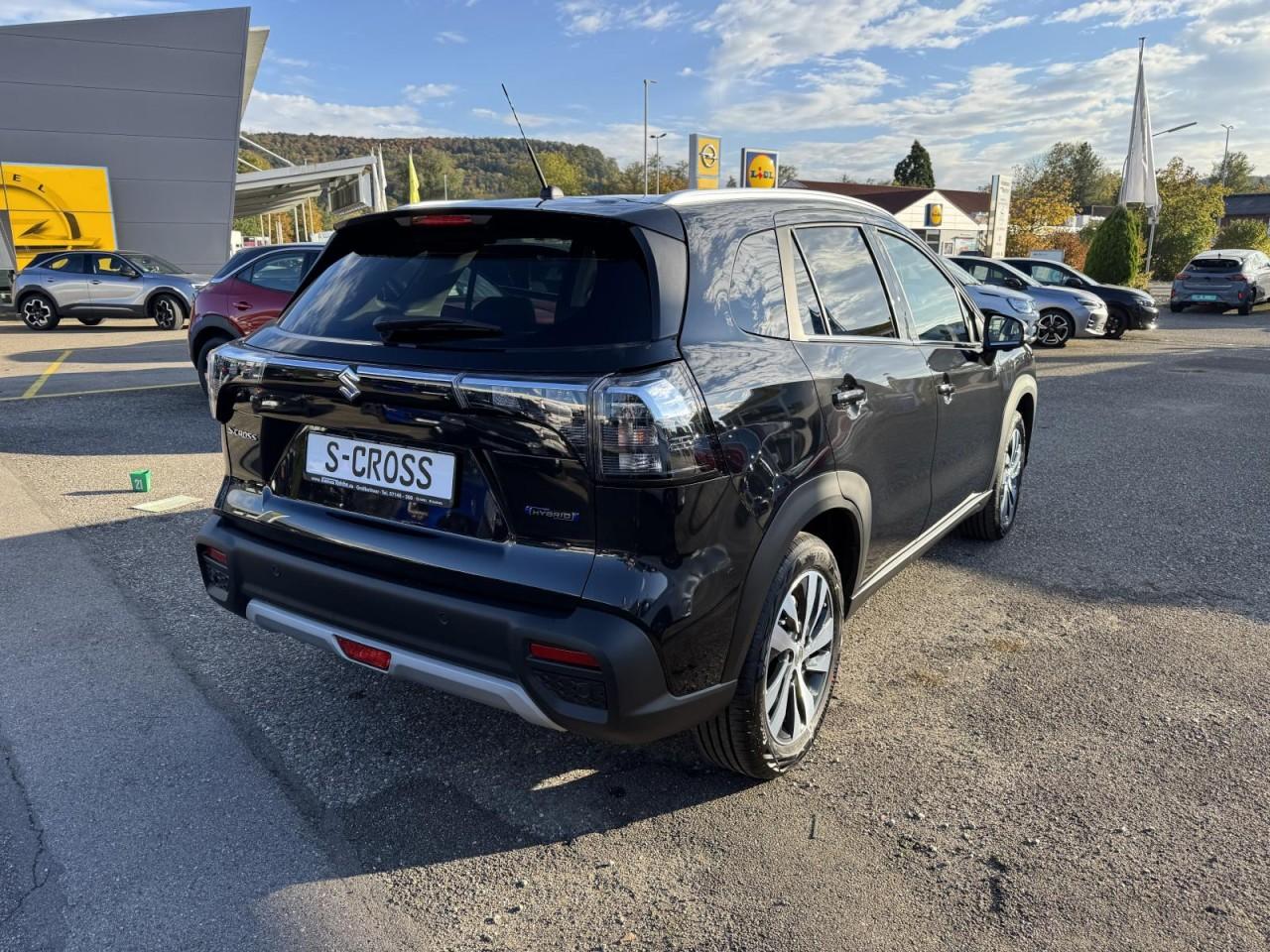 Suzuki SX4 S-Cross Comfort+ 1,5 4x4,NAV,SHZ,RFK,PANO