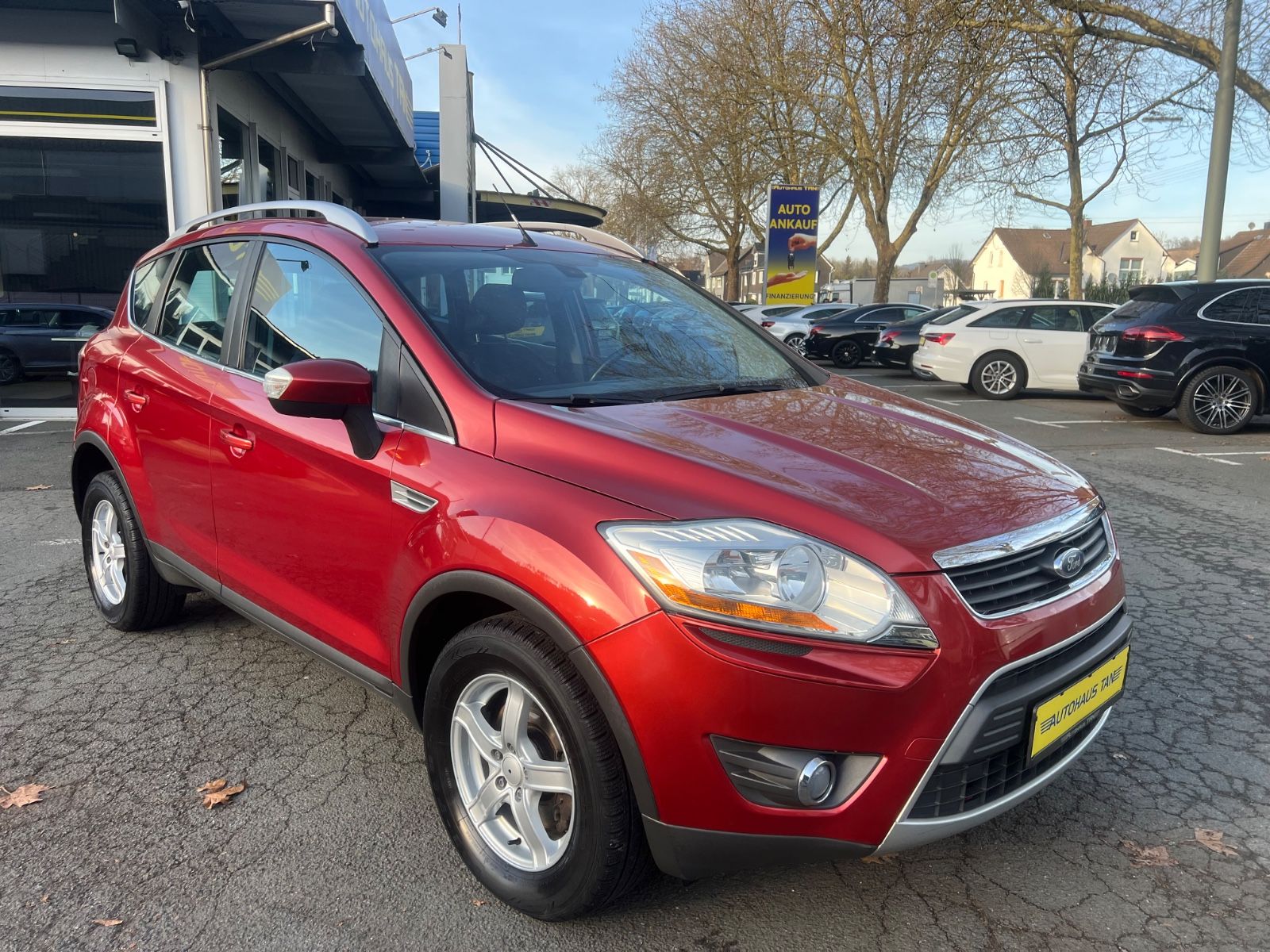 Fahrzeugabbildung Ford Kuga 2.5T Titanium * AUTOMATIK *