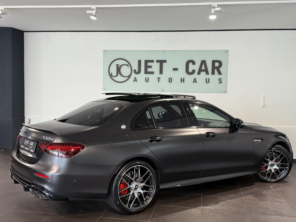 Mercedes-Benz E 63 AMG
