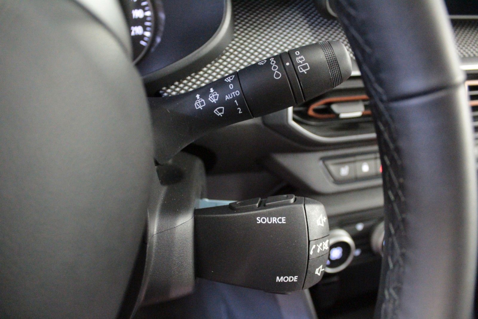 Fahrzeugabbildung Dacia Sandero TCe 90 Stepway  Extreme *Automatik *