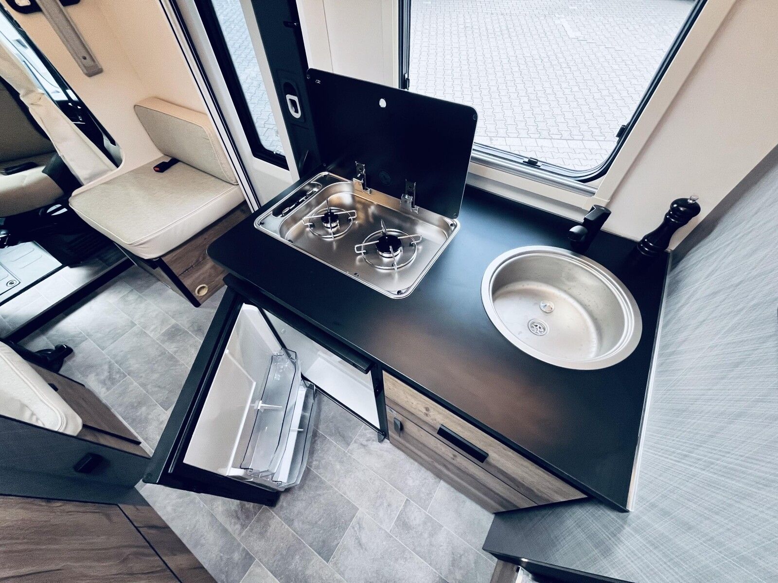 Fahrzeugabbildung XGO Dynamic 98P Modell 2027