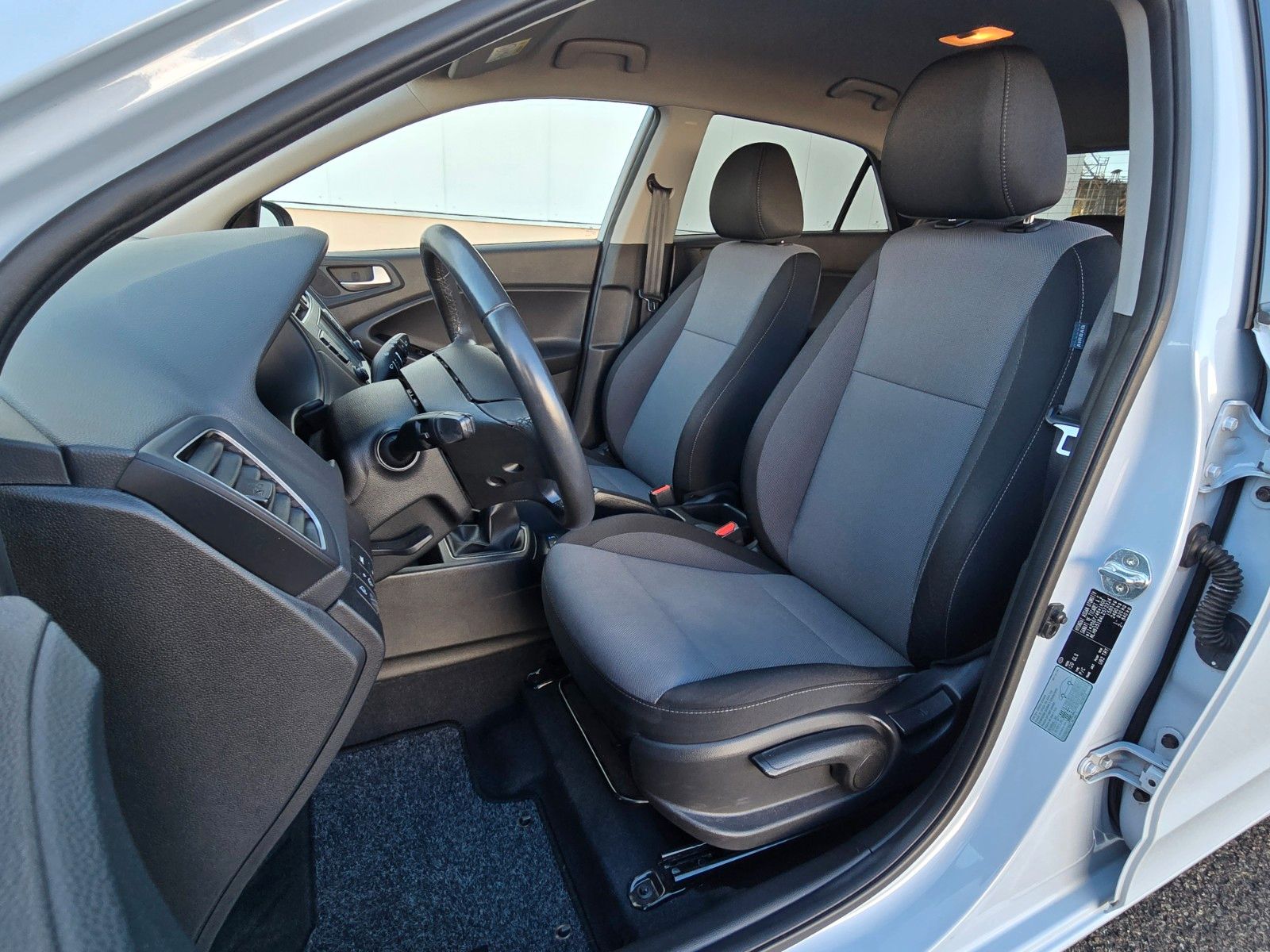 Fahrzeugabbildung Hyundai i20 1.2 62kW YES! Kamera