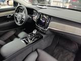 Volvo V90 Inscription Plug-In*HUD*AHK*LONGE RANGE AKKU - Volvo V90 Inscription mit Hybrid-Antrieb (Benzin/Elektro)