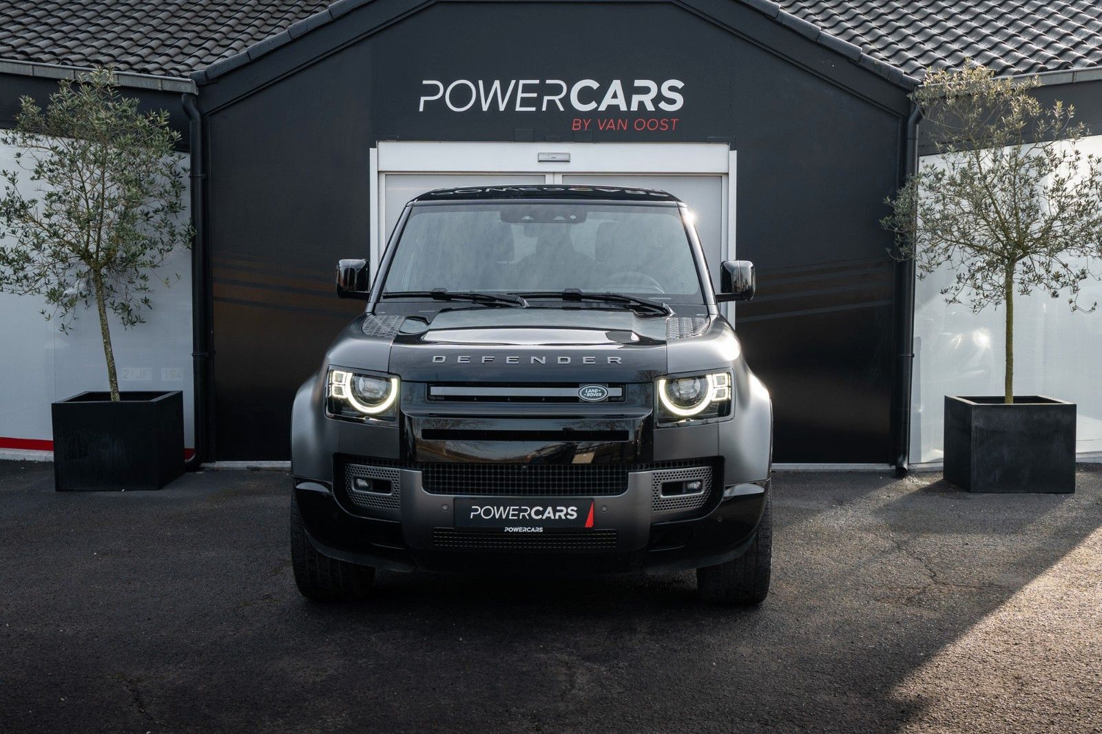 Land Rover Defender 90 V8 Carpathian Edition imagem 3