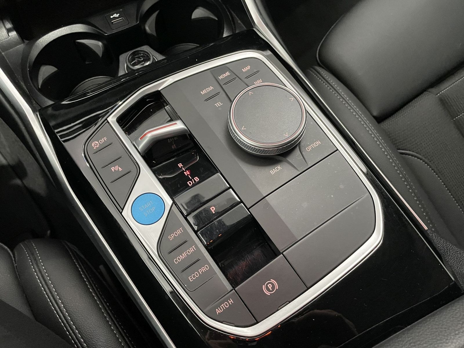 BMW i4 eDrive35 Gran Coupé RFK NAVI HiFi DAB Tempo S foto 25