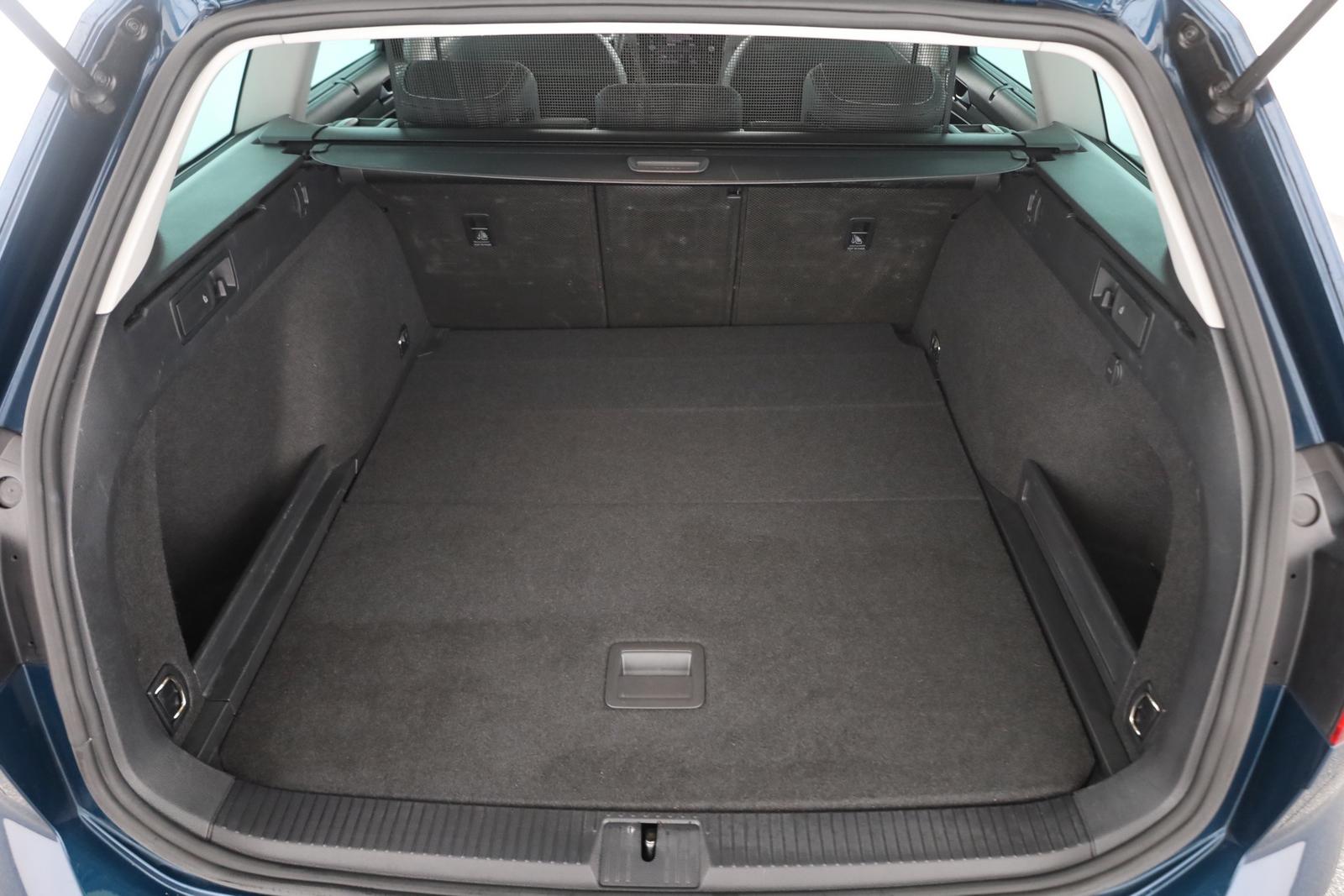 Volkswagen Passat 2.0 TDI DSG Leder Navi Kamera ACC, миниатюра 25