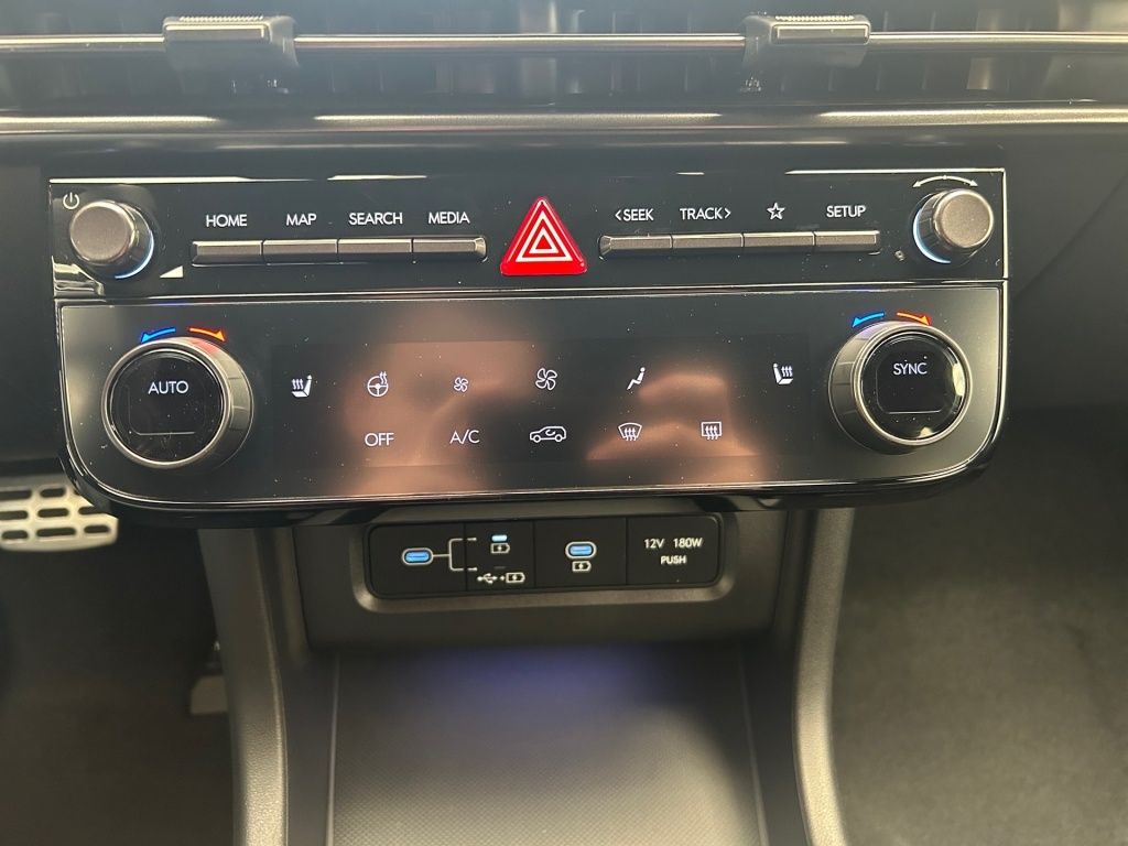 Fahrzeugabbildung Hyundai TUCSON 1.6 T-GDI 4WD 7-DCT N-Line 2xKlima AUT