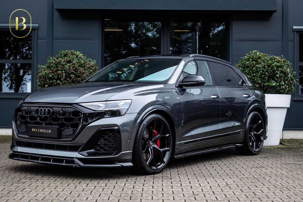 Image of Audi Q8