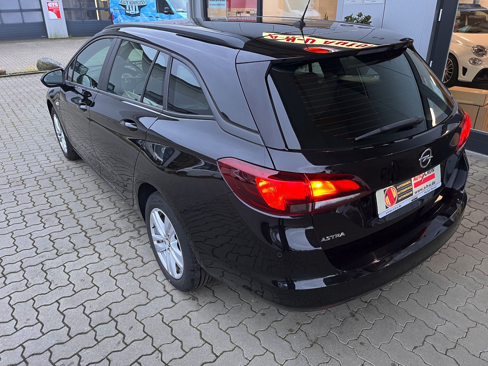 Fahrzeugabbildung Opel Astra K Sports Tourer 120 Jahre Start/Stop