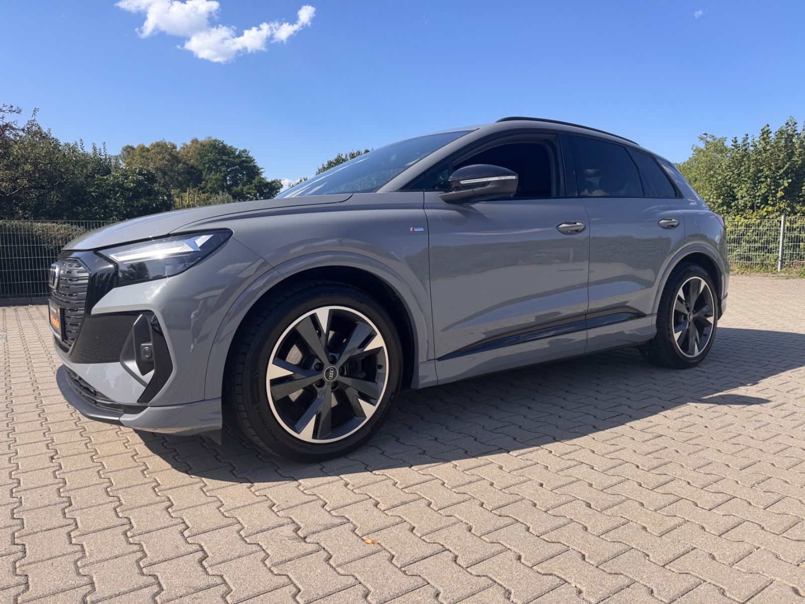 Audi Q4 35e-tron  S-Line Sportpaket 20 Zoll