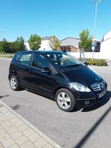 Mercedes-Benz A 180 ELEGANCE Autotronic ELEGANCE - Mercedes-Benz A-Class mit Benzin-Antrieb: Van