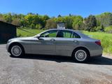 Mercedes-Benz C 180 Lim Exclusive Ed. /Scheckheft / 7G-Tronic - Mercedes-Benz C 180 mit Benzin-Antrieb: Limousine, Automatik